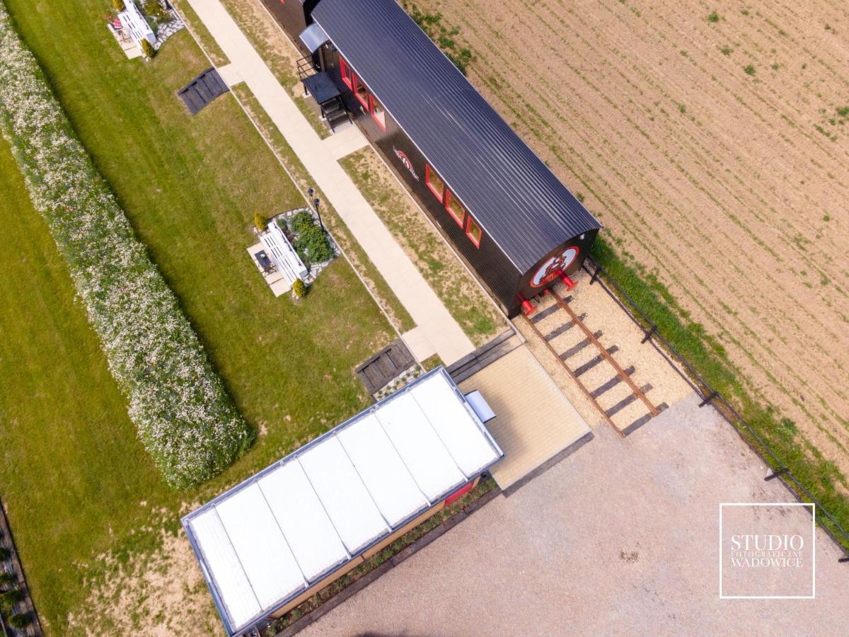 Stacja Galicja - Nocleg W Pociagu Blisko Energylandia Zator Eksteriør billede